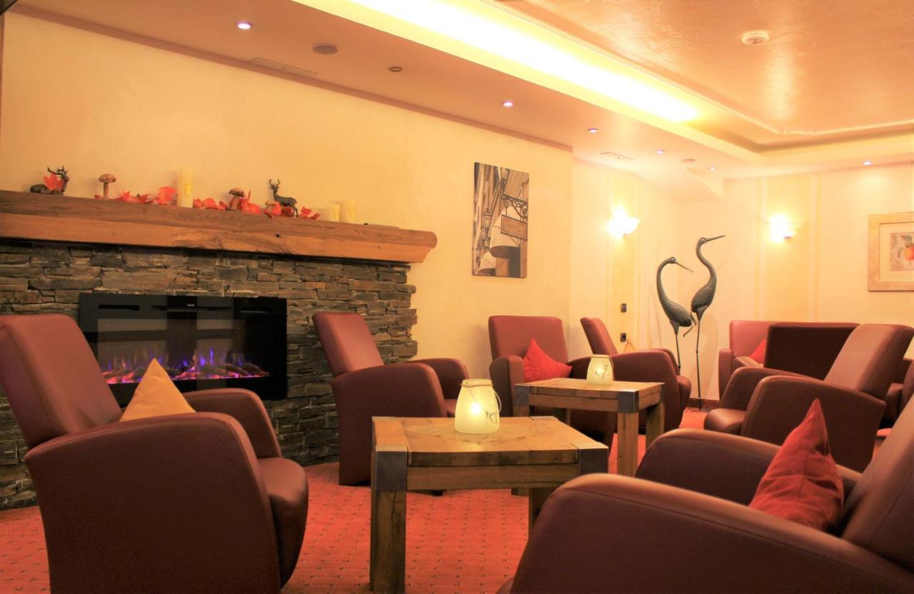 Land-Gut Hotel Zur Bruecke Garni Drolshagen Bagian luar foto
