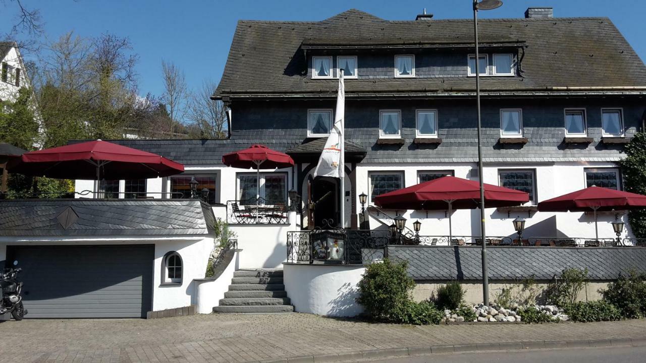 Land-Gut Hotel Zur Bruecke Garni Drolshagen Bagian luar foto