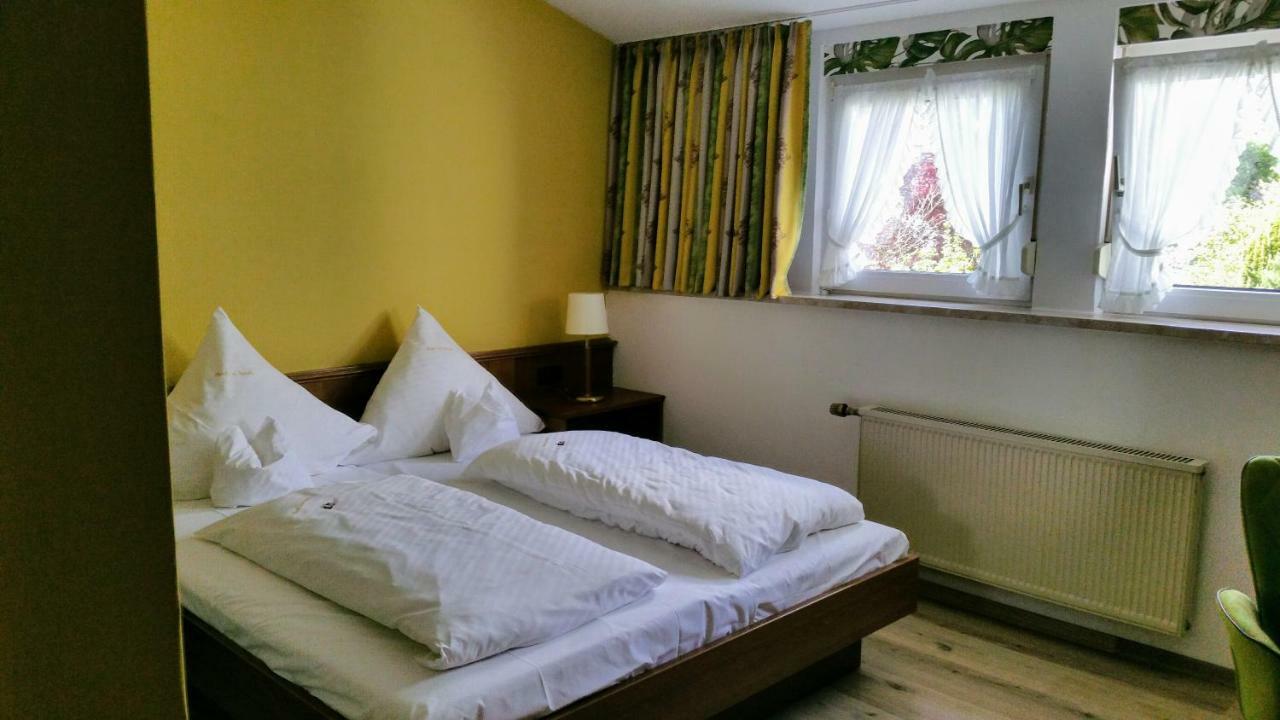 Land-Gut Hotel Zur Bruecke Garni Drolshagen Bagian luar foto